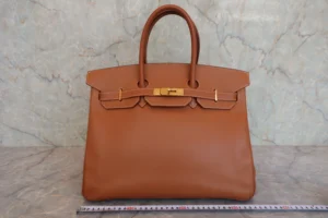 Birkin Brown Courchevel with Gold Hardware 35