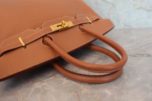 Birkin Brown Courchevel with Gold Hardware 35