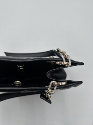 f4e31c2b-8f29-41e9-b9df-a8223896381e Essential Tote Archicannage Quilt Calfskin Small (pari al nuovo)
