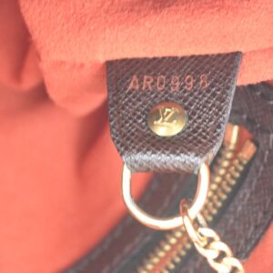 Marais Bucket Damier GM